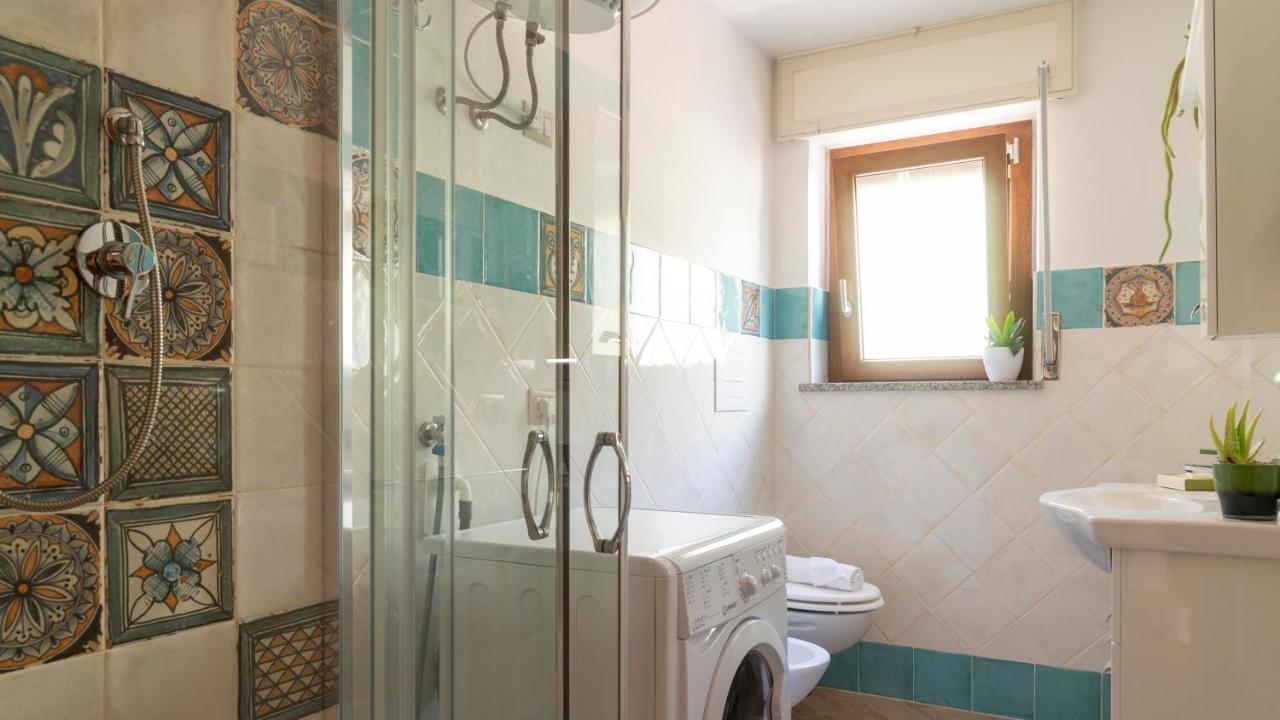 Casa Dei Lecci - Cala Gonone Apartment ภายนอก รูปภาพ