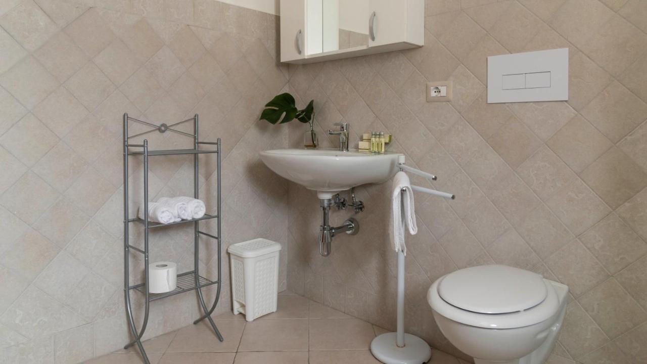 Casa Dei Lecci - Cala Gonone Apartment ภายนอก รูปภาพ